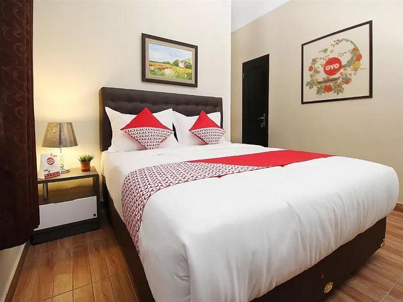 Oyo 572 Omah Gedongkuning Syariah Homestay Yogyakarta Exterior photo