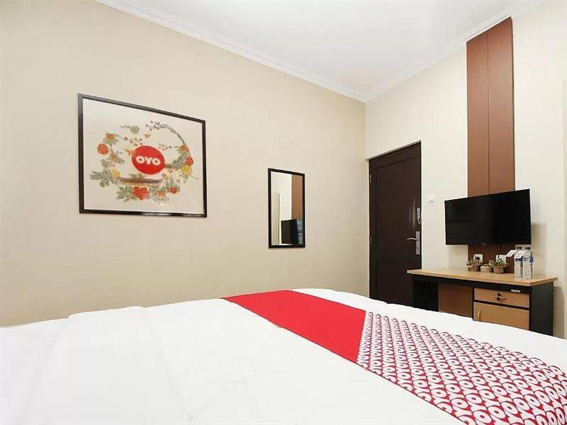 Oyo 572 Omah Gedongkuning Syariah Homestay Yogyakarta Exterior photo